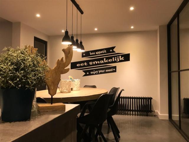 Vakantiewoning Margaux -free parking - Sauna Brugge Bagian luar foto